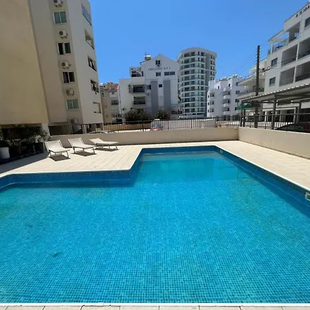 Chloris 3- Bedroom W/pool In