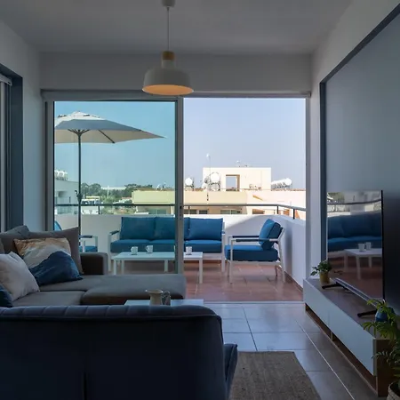 דירה Chloris 3- Bedroom W/pool In *