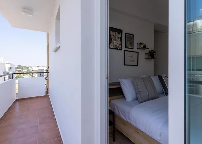 Apartment Chloris 3- Bedroom W/pool In *