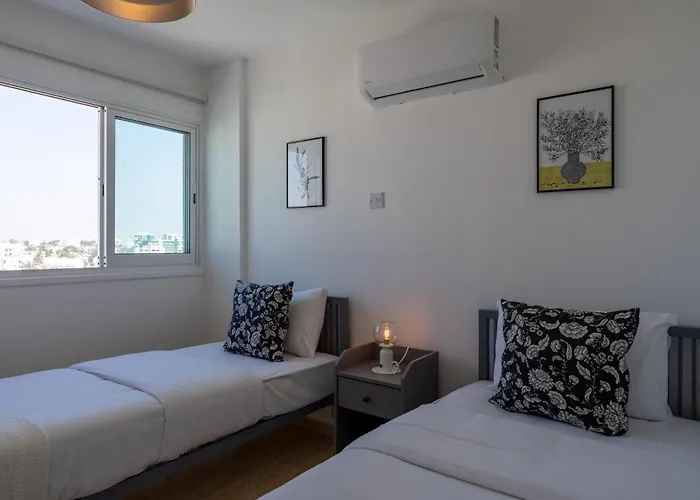 Apartment Chloris 3- Bedroom W/pool In *