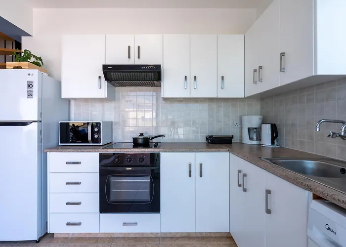 Apartment Chloris 3- Bedroom W/pool In