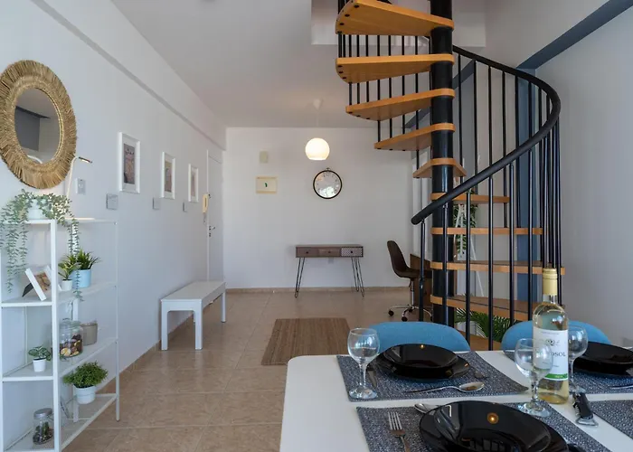 Chloris 3- Bedroom W/pool In