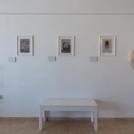 Chloris 3- Bedroom W/pool In Λάρνακα