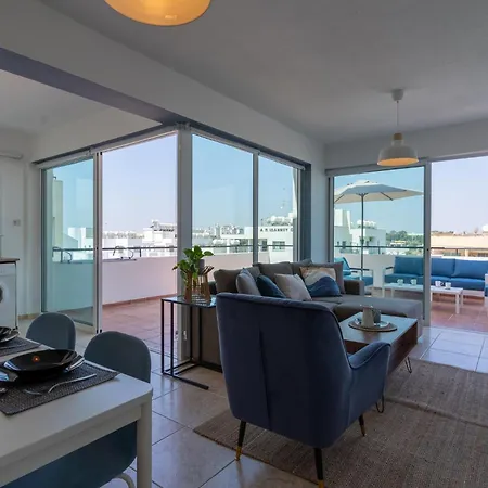 شقة Chloris 3- Bedroom W/pool In *