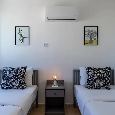 شقة Chloris 3- Bedroom W/pool In *