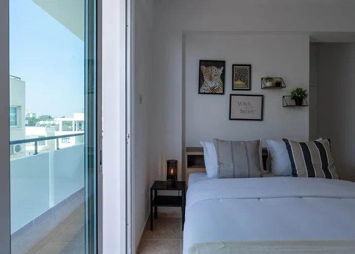 アパート Chloris 3- Bedroom W/pool In *