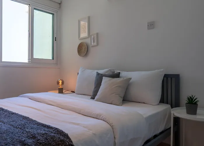 アパート Chloris 3- Bedroom W/pool In