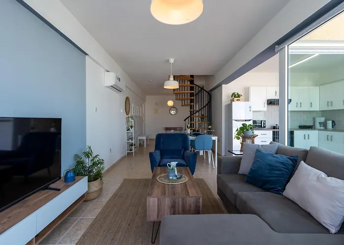 アパート Chloris 3- Bedroom W/pool In