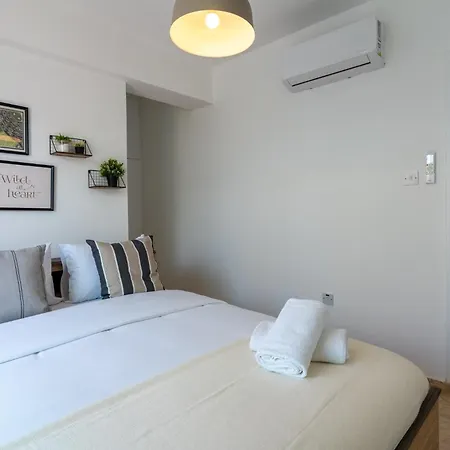 Chloris 3- Bedroom W/pool In لارنكا