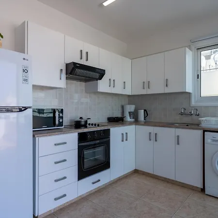 Apartment Chloris 3- Bedroom W/pool In